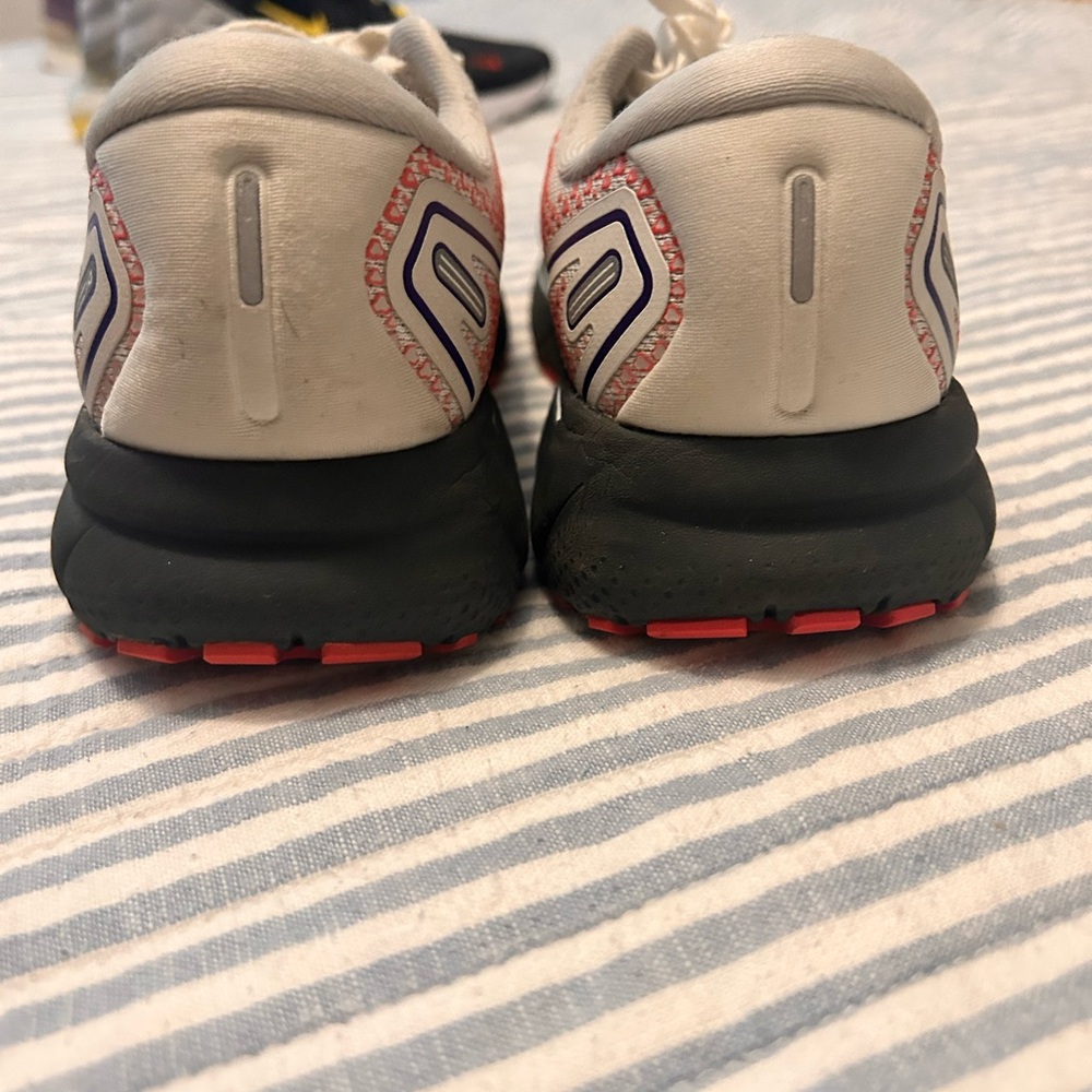 Brooks Ghost - image 3